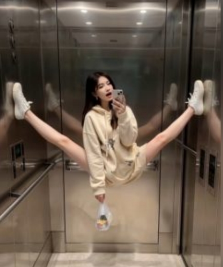 AI生成电梯一字马美女制作教程，条条流量上万，别再在外面被割韭菜了，全流程实操-爱我搜(25so)资源网